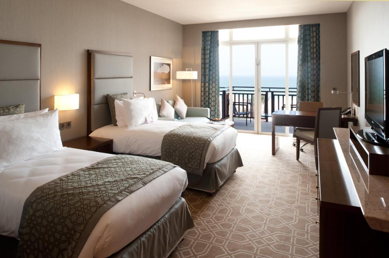 Crowne Plaza Duqm By Ihg Hotell Exteriör bild