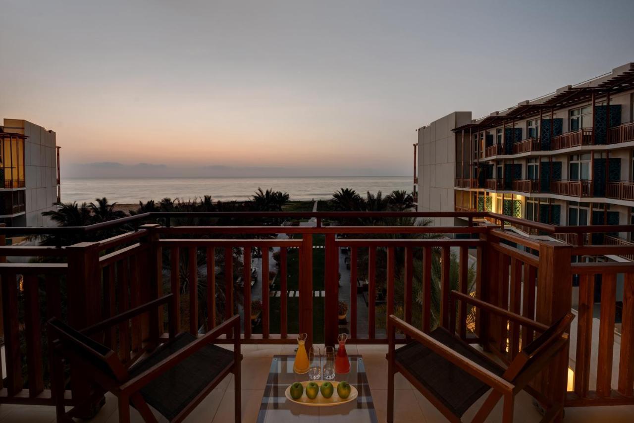 Crowne Plaza Duqm By Ihg Hotell Exteriör bild